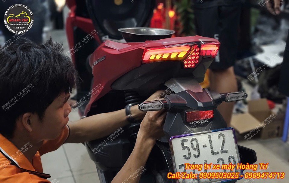 Cụm đèn hậu Audi HQ tích hợp xi nhan Led chạy