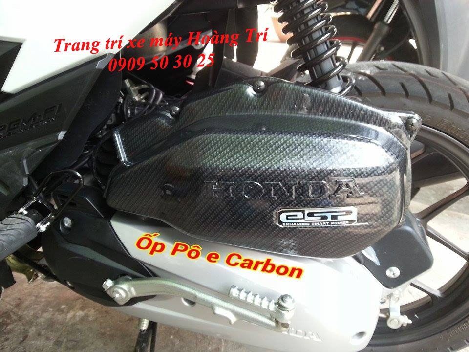 Trang trí xe Click Thái - Ốp pô e sơn carbon