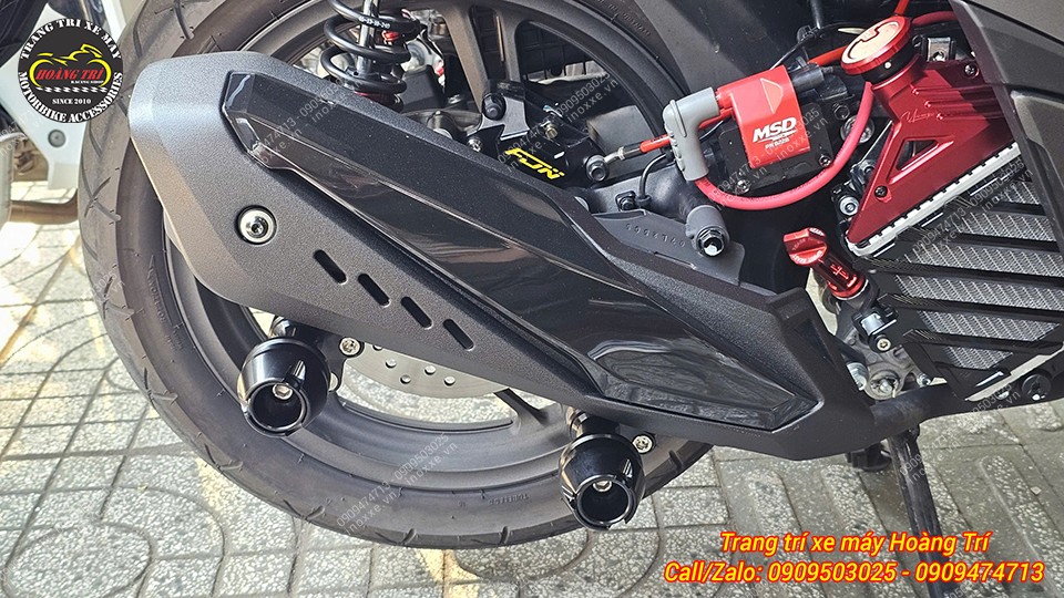 Chống đổ pô nhôm CNC Fux