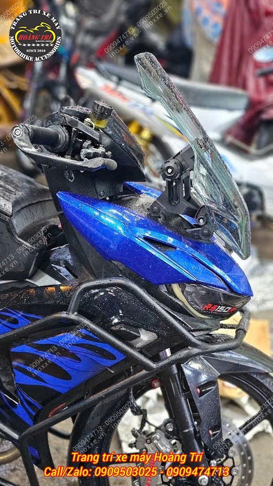 Kính chắn gió ADV Zhi.Pat độ cho xe Winner X