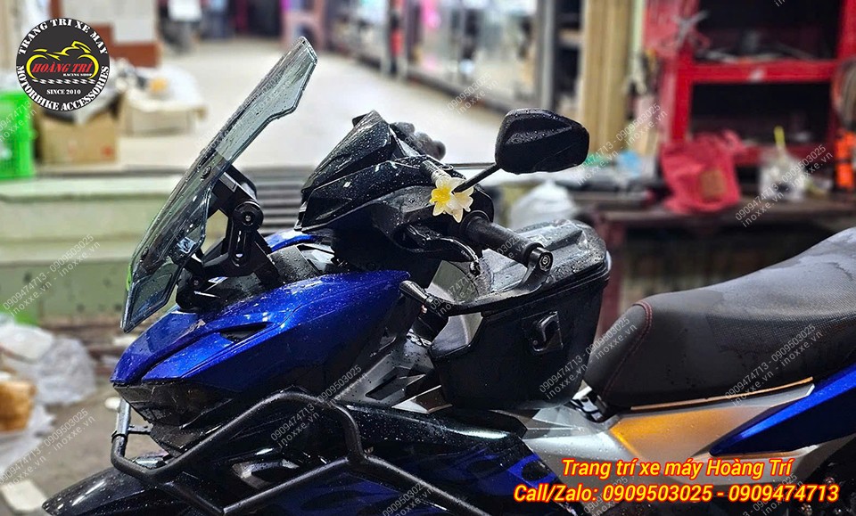 Kính chắn gió ADV Zhi.Pat độ cho xe Winner X