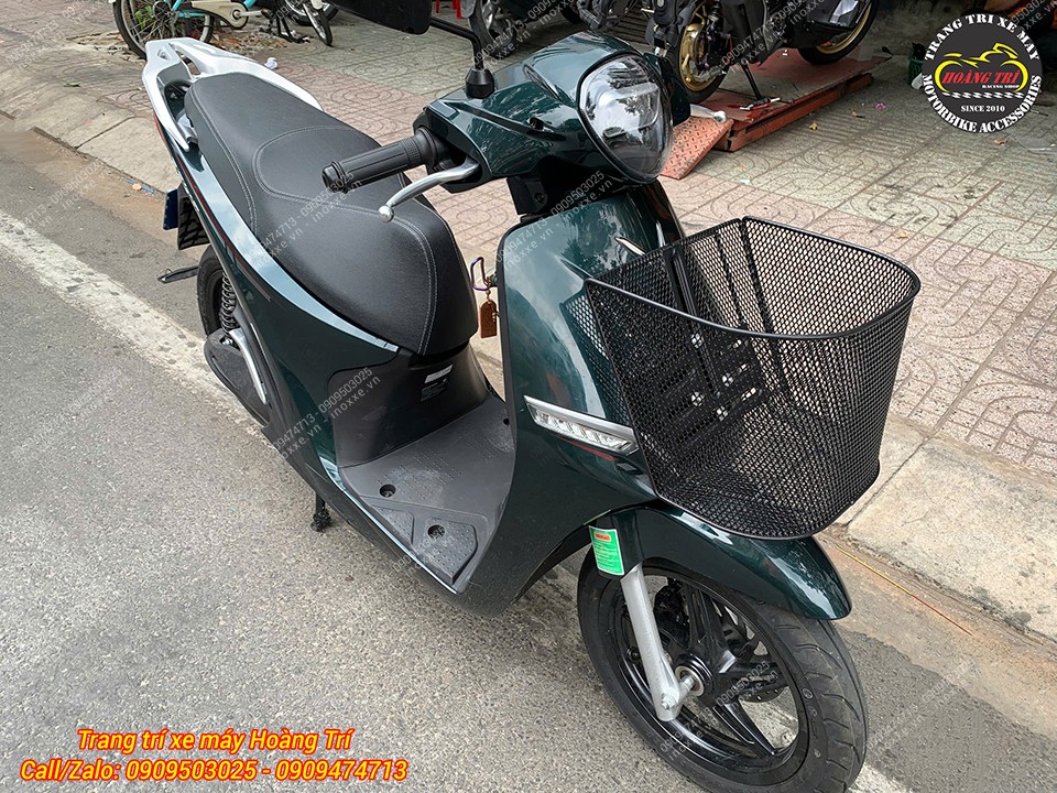 Rổ trước mặt nạ xe máy điện Vinfast Klara, Feliz