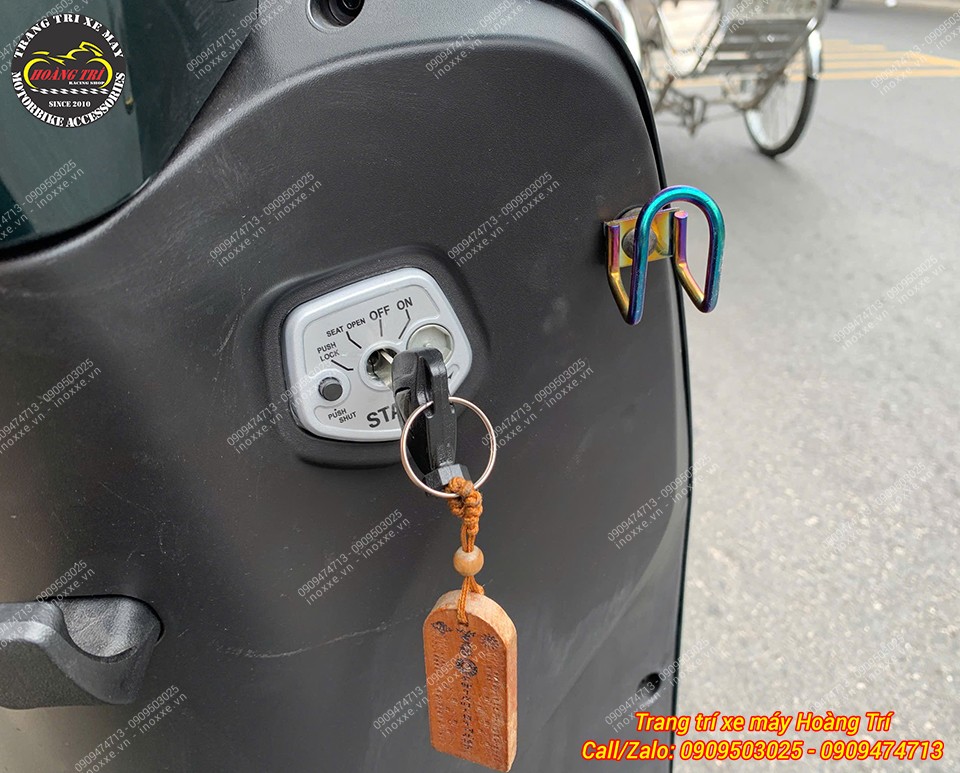 Rổ trước mặt nạ xe máy điện Vinfast Klara, Feliz