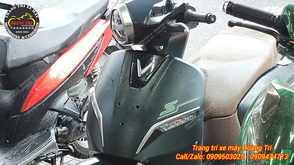 Rổ trước mặt nạ xe máy điện Vinfast Klara, Feliz