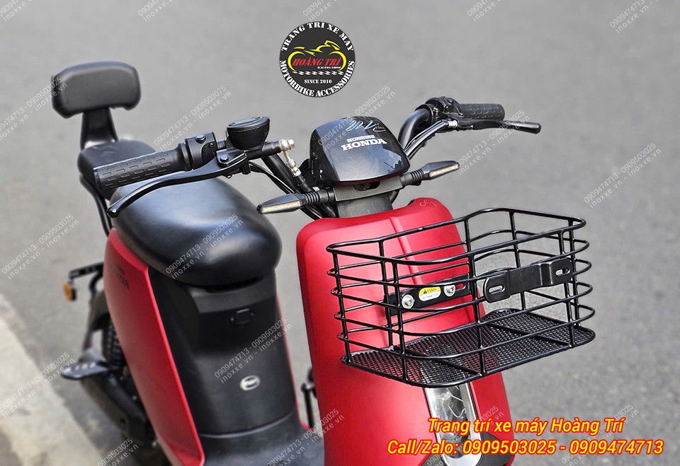 Rổ trước mặt nạ xe máy điện