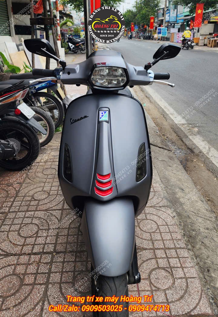 Kính hậu kiểu H2C E3