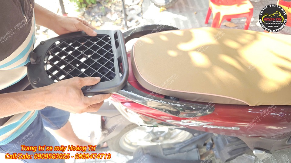 Thùng sau Givi U37A