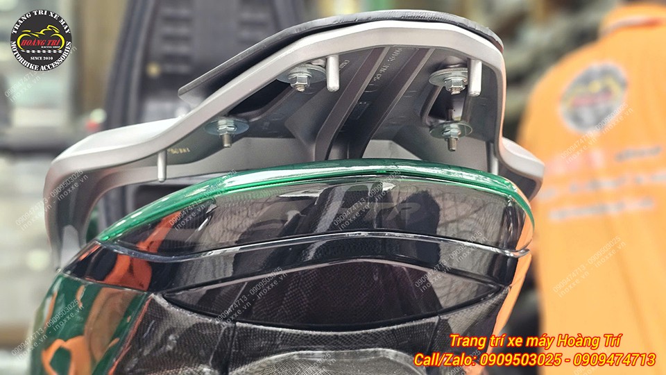 Baga sau tựa lưng xe SH kiểu Vespa