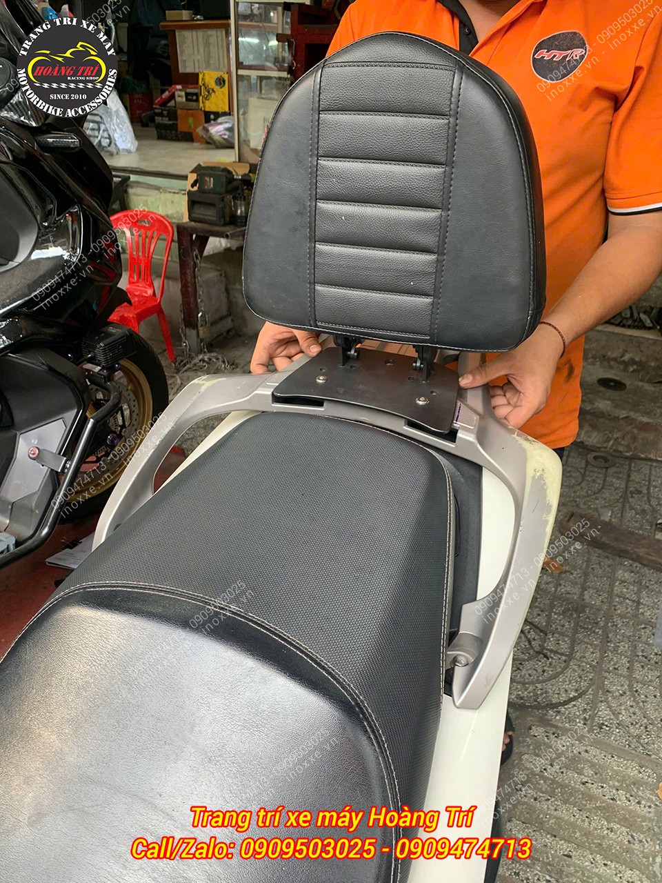 Đế tựa lưng bật/gấp mẫu V2 lắp cho xe SH