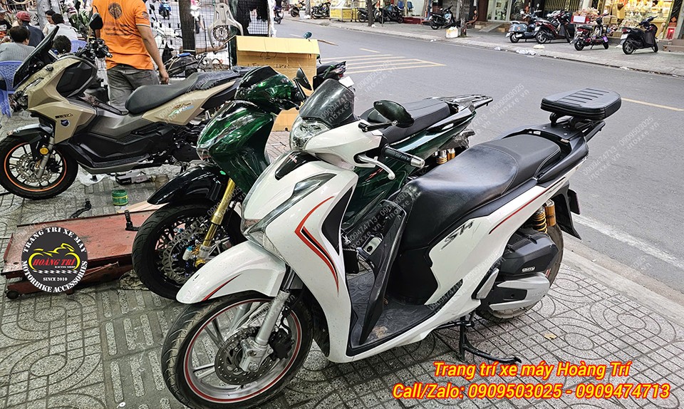 Đế tựa lưng bật/gấp mẫu V2 lắp cho xe SH