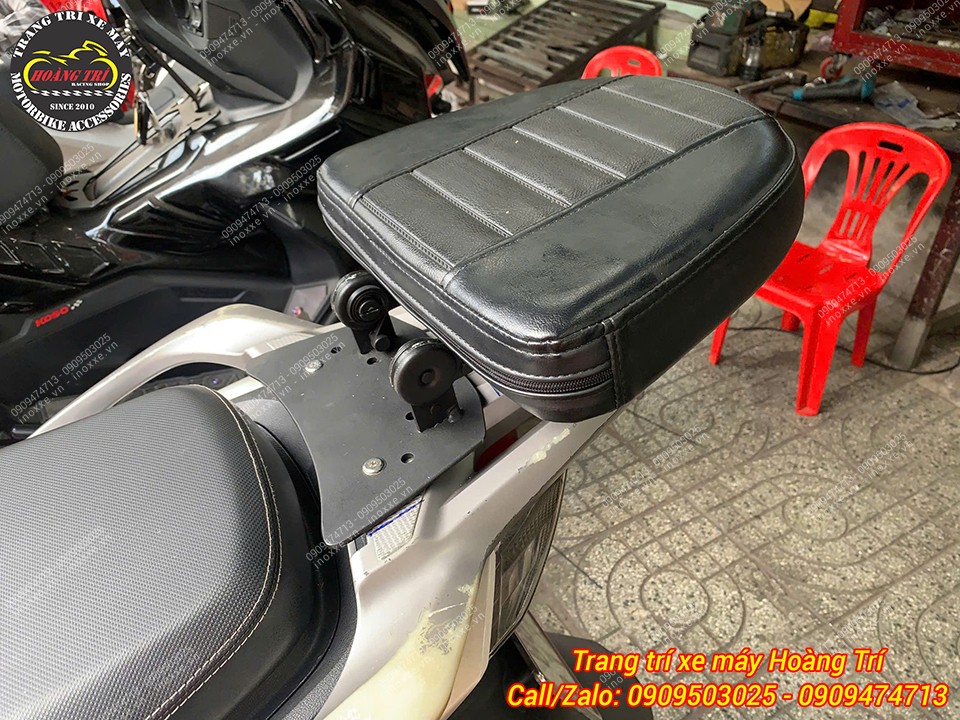 Đế tựa lưng bật/gấp mẫu V2 lắp cho xe SH