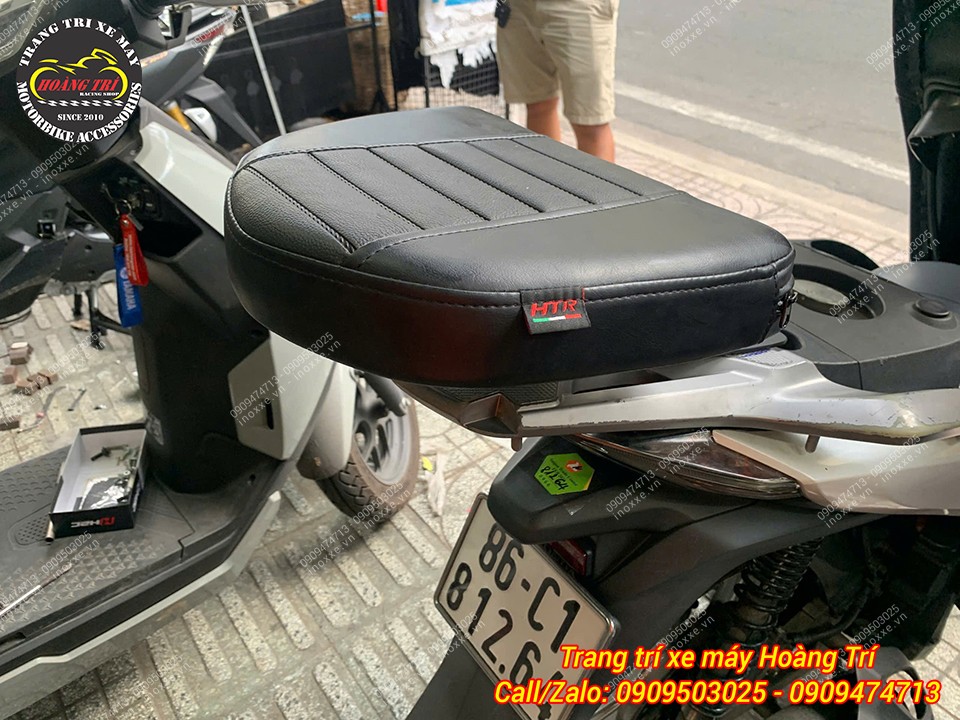 Đế tựa lưng bật/gấp mẫu V2 lắp cho xe SH