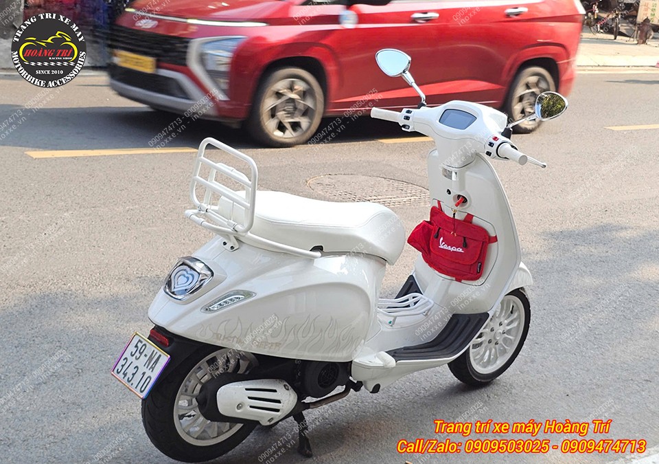 Baga sau Vespa Sprint Justin Bieber