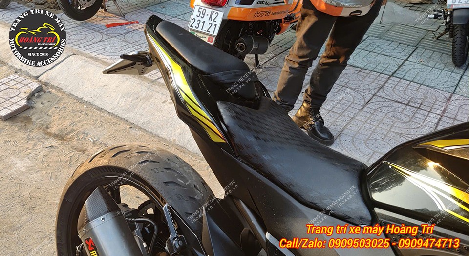 Pát biển số HTR phong cách Moto - một chiều