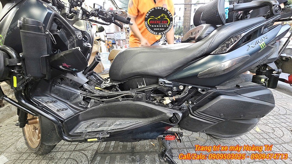 Gác chân phụ HTR độ cho xe XMax 300