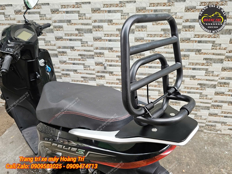 Baga sau xe máy điện Feliz kiểu Vespa