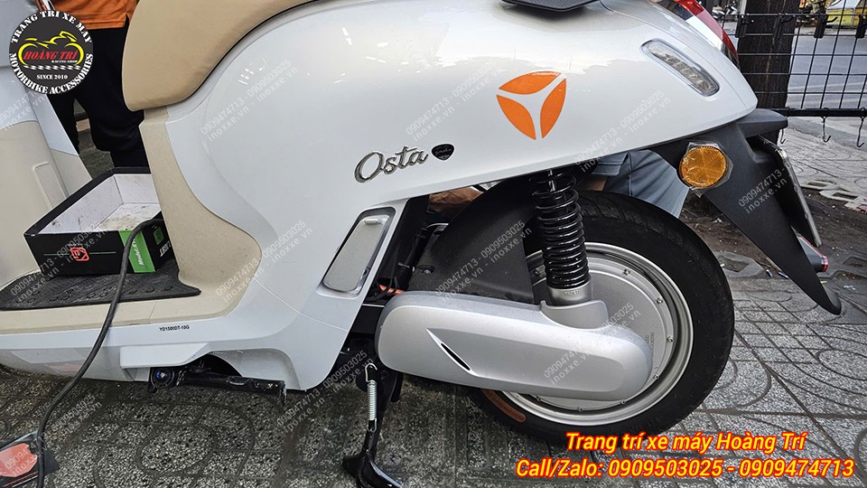 Gác chân phụ HTR nhôm CNC xe máy điện Yadea