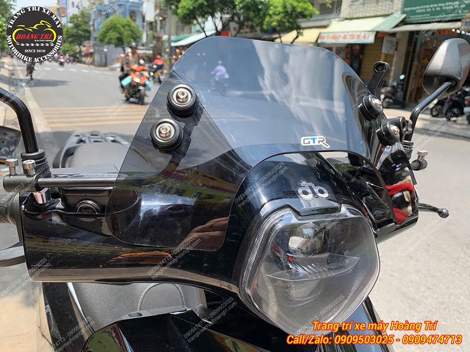 Kính chắn gió Quantum