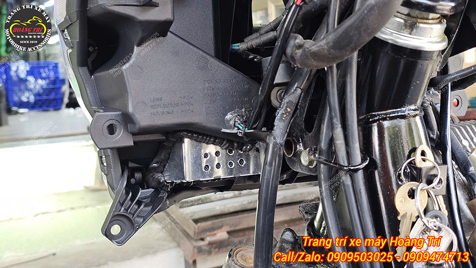 Cụm đèn pha đúc một bi cầu mắt xoay, Led Audi chỉnh màu cho Vario 125/150