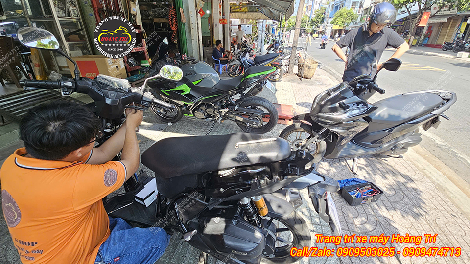 Cụm đèn pha đúc một bi cầu mắt xoay, Led Audi chỉnh màu cho Vario 125/150