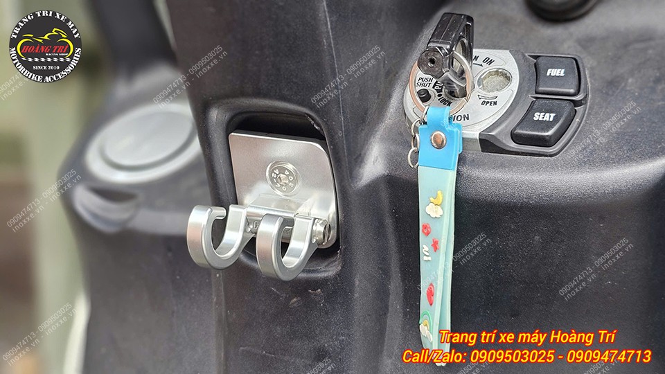 Móc treo đồ xe Freego