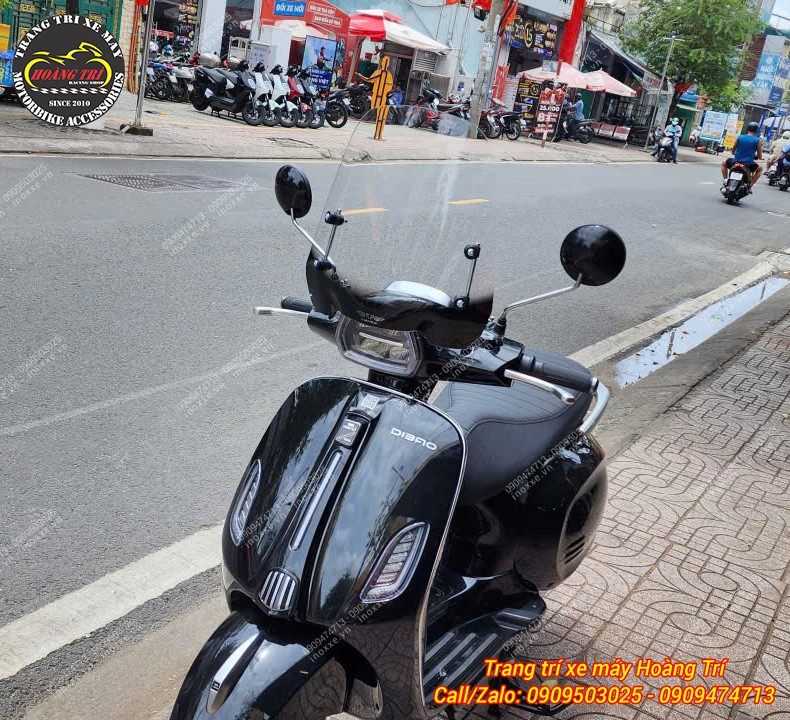 Kính chắn gió xe máy điện Dibao