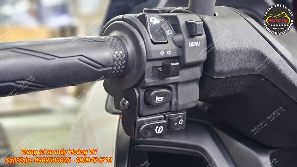 Lắp công tắc tắt mở đèn cho xe Yamaha Nmax