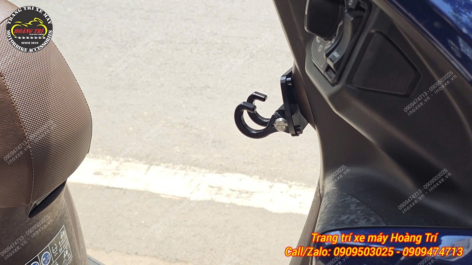 Móc treo đồ cho xe Vision