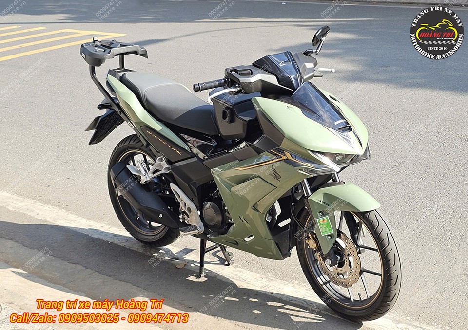 Baga sau Givi HRX cho xe Winner R đế thùng có đèn Stop