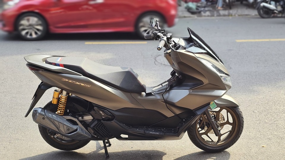 Bộ Ốp pô PCX 160 sơn carbon