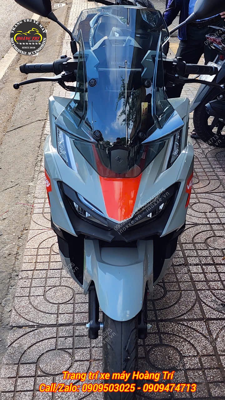 Kính chắn gió ADV-Zhi.Pat lắp chuẩn Vario 160