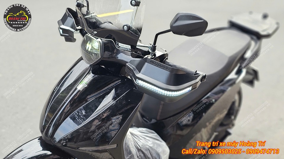 Bảo vệ tay lái MotoWolf chính hãng có đèn xi nhan