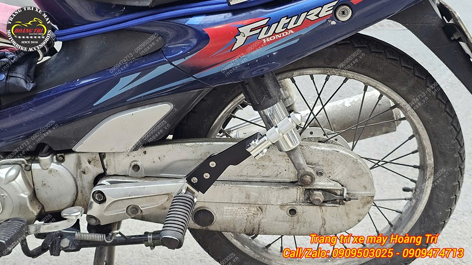 Gác chân phụ xe Wave / Future