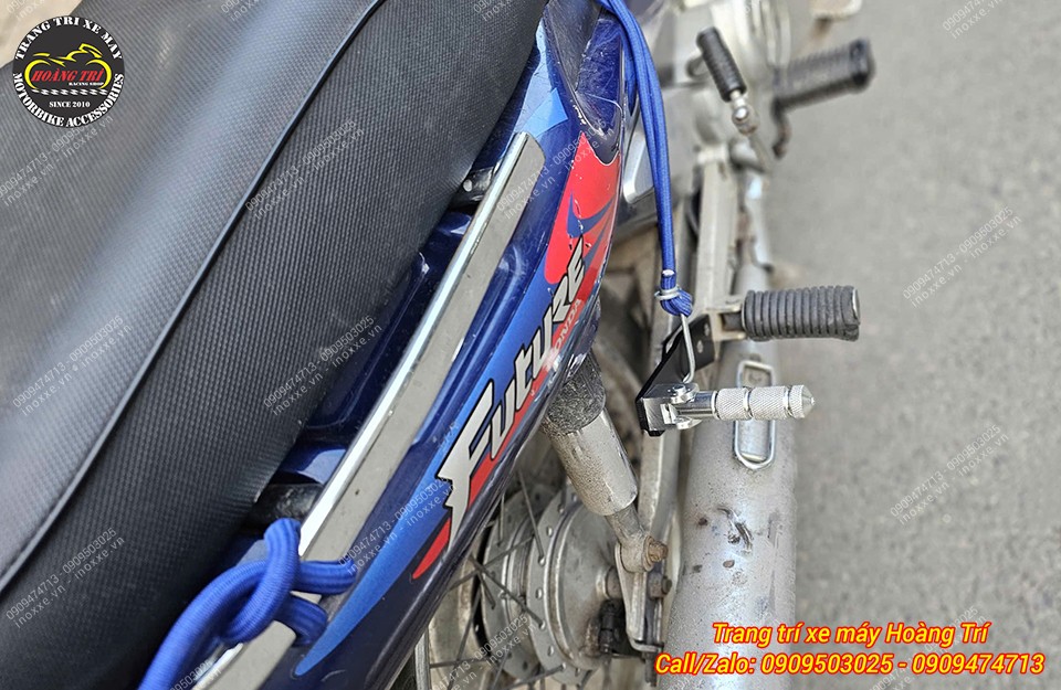 Gác chân phụ xe Wave / Future