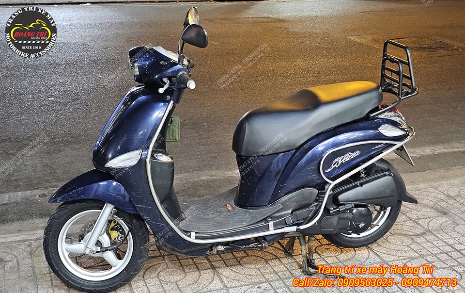 Baga sau xe Nozza 2011 kiểu Vespa