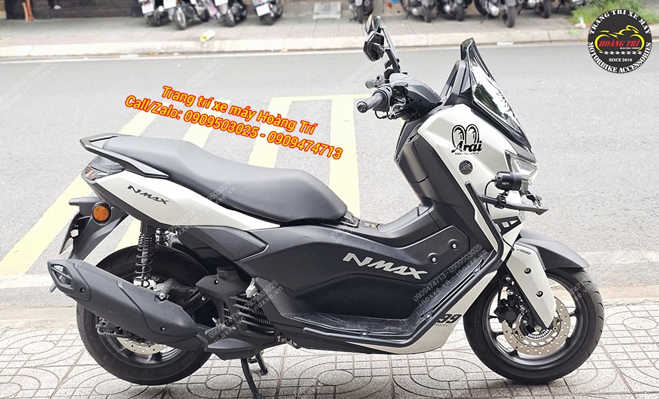 Lắp đèn trợ sáng cho xe Yamaha NMax