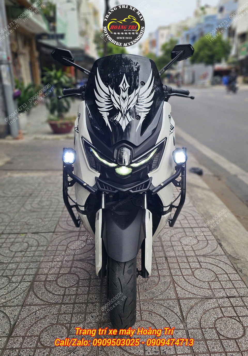 Lắp đèn trợ sáng cho xe Yamaha NMax