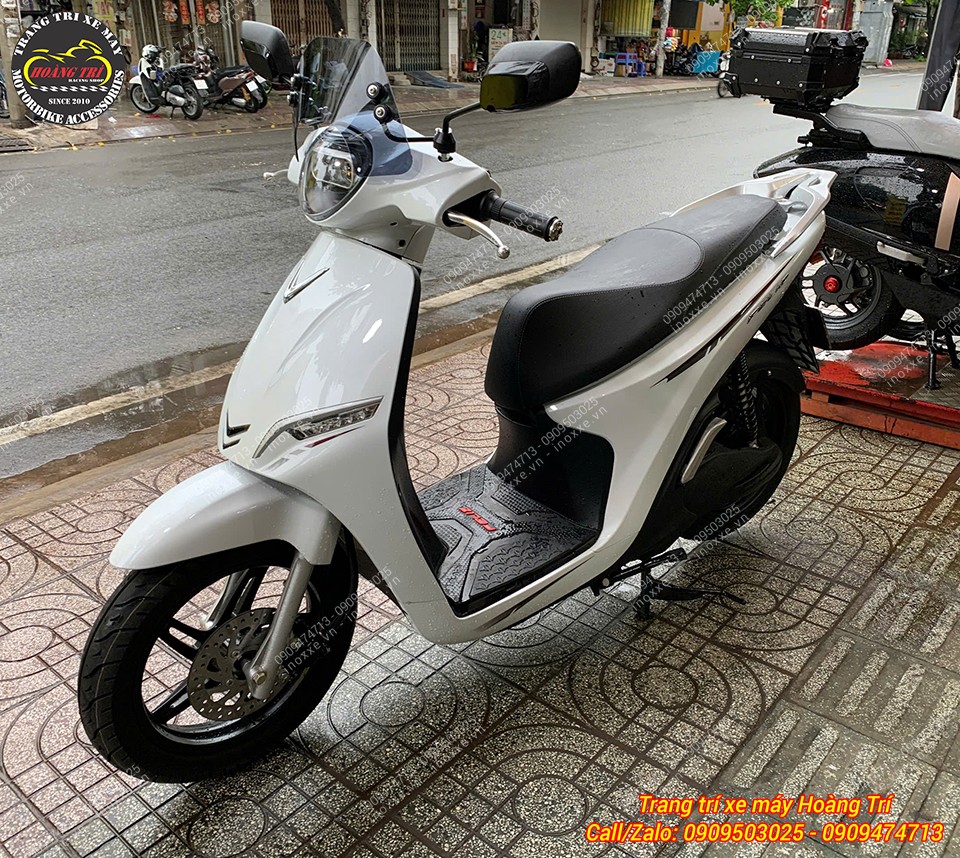 Kính chắn gió xe máy điện Vinfast Feliz