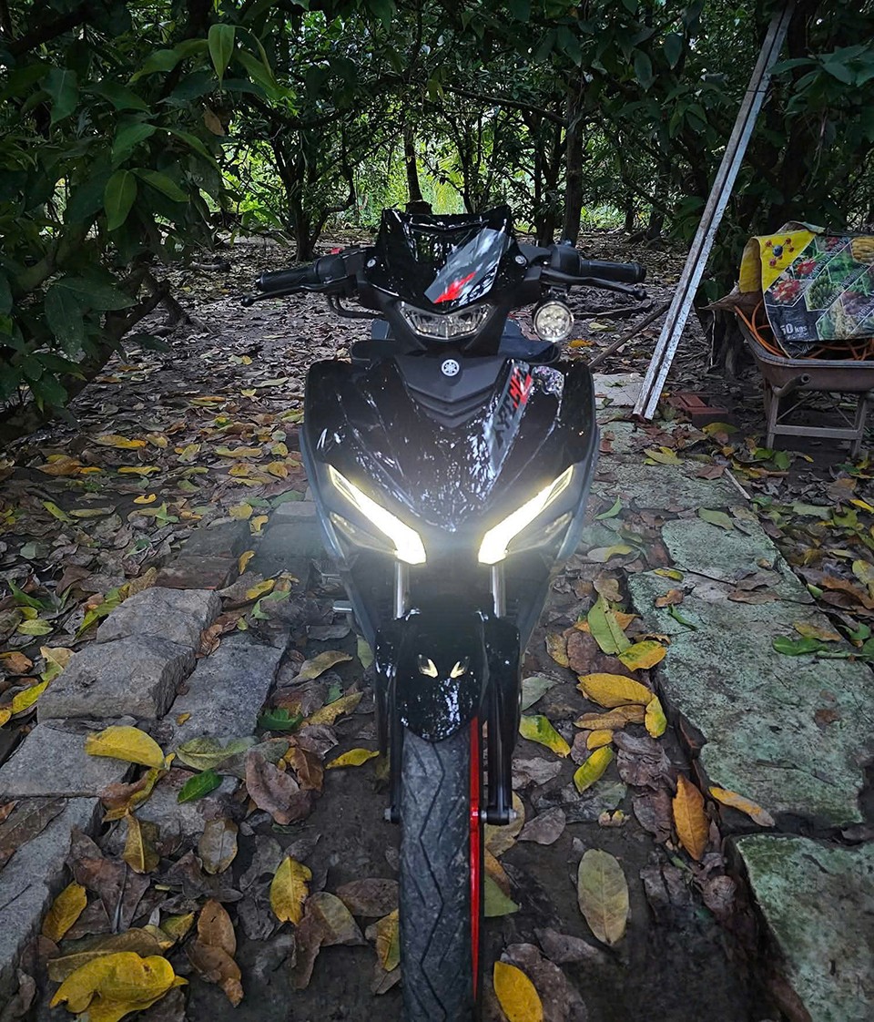 Lắp đèn trợ sáng cho xe Exciter