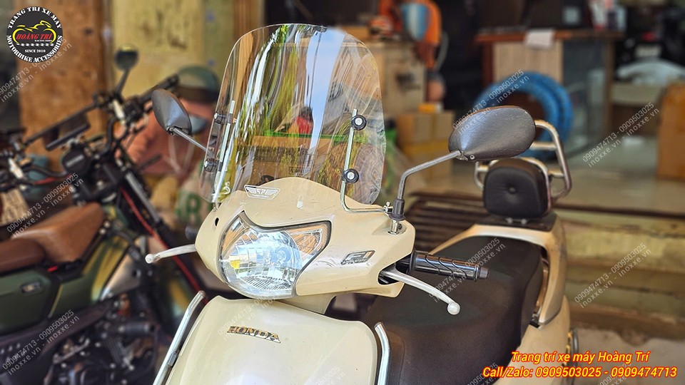 Kính chắn gió cao cho xe Lead