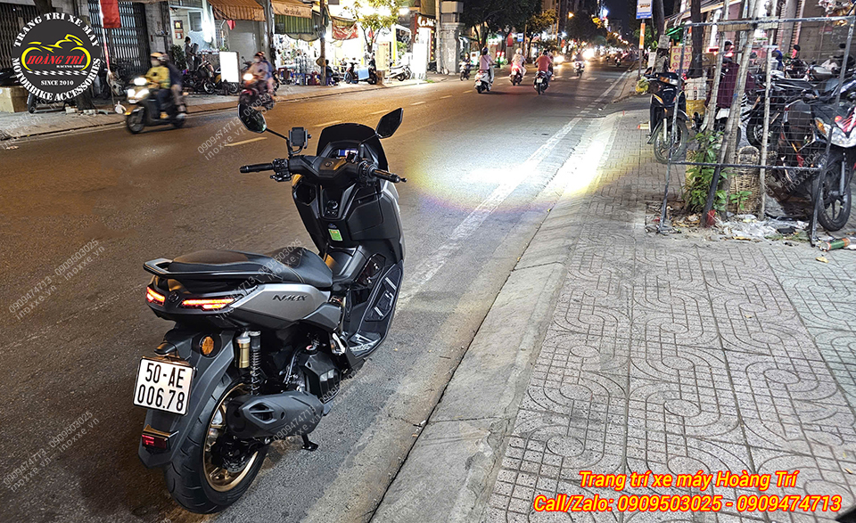 Lắp đèn trợ sáng cho xe Yamaha NMax