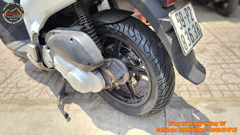 Cặp vỏ lốp xe Deli cho xe SH