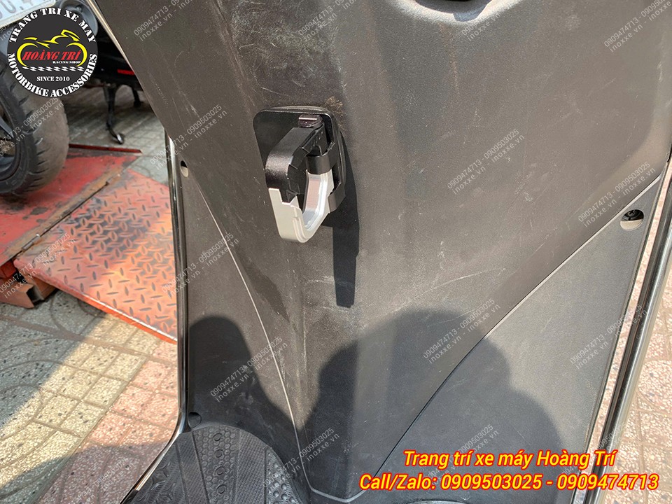 Móc treo đồ xe máy điện Vento, Verox