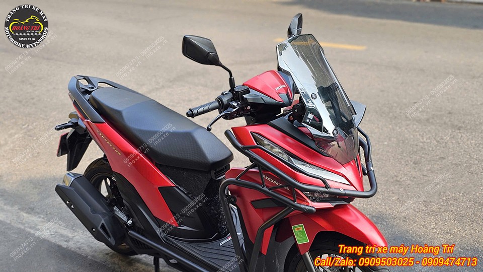 Kính chắn gió ADV-Zhi.Pat độ cho xe Vario 125/150 2025-2026