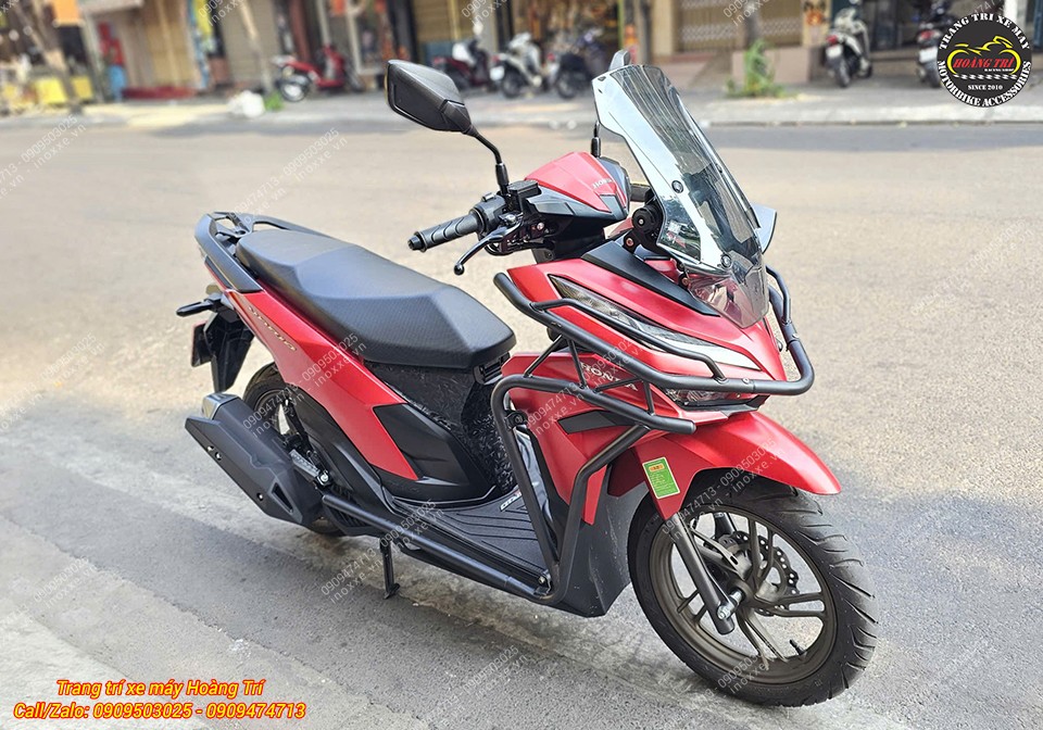 Kính chắn gió ADV-Zhi.Pat độ cho xe Vario 125/150 2025-2026