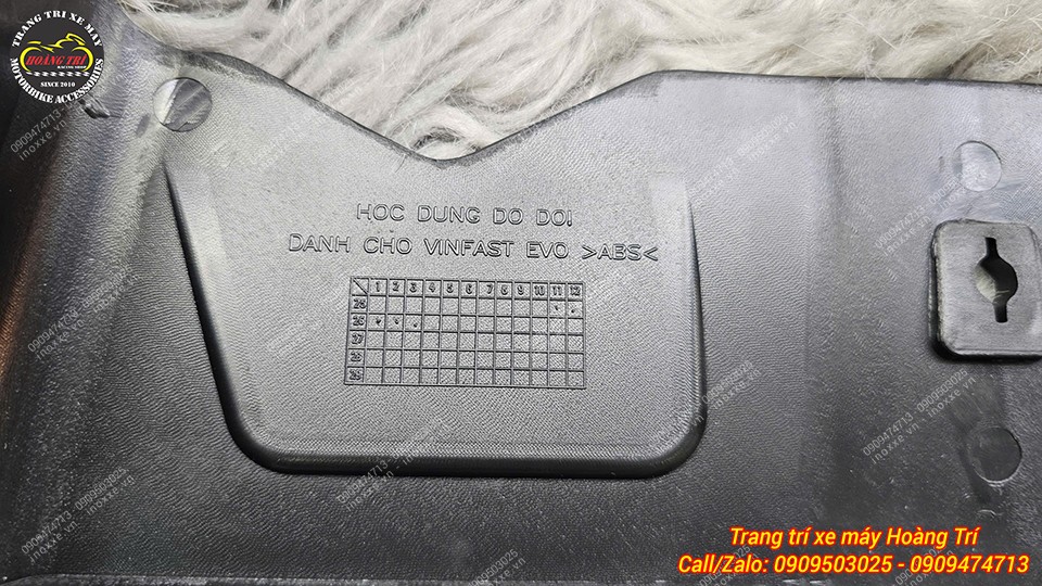 Hộc đựng đồ xe máy điện Vinfast EVO