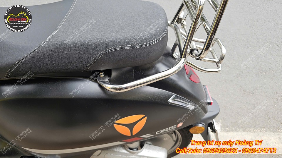 Baga sau tựa lưng xe máy điện Yadea