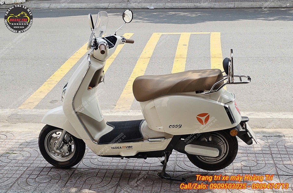 Baga sau tựa lưng xe máy điện Yadea