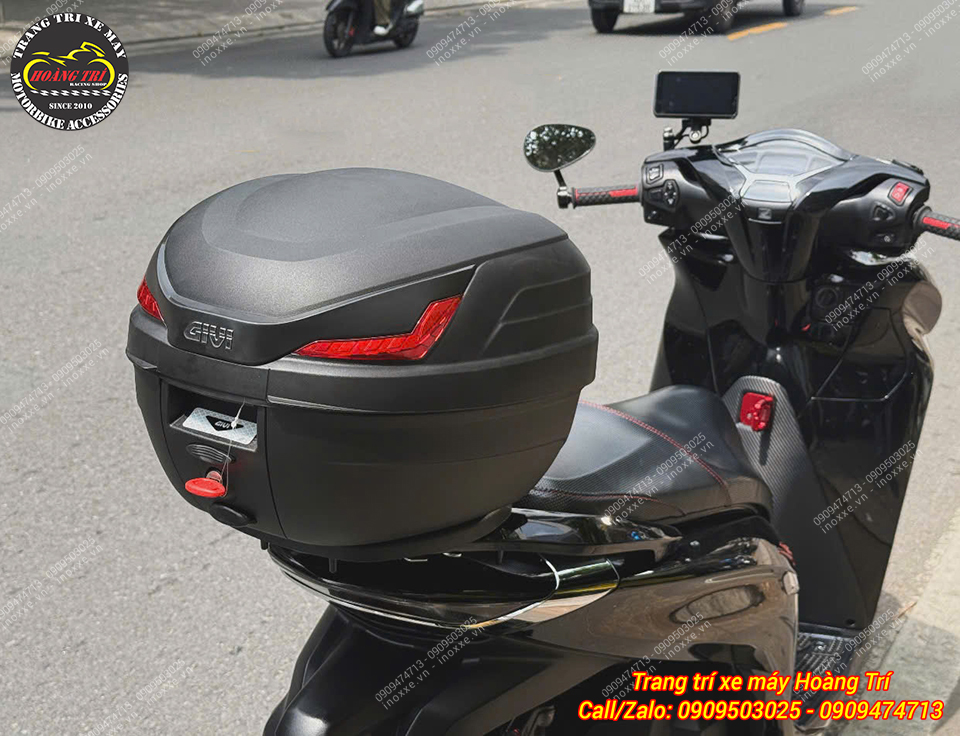 Thùng sau Givi B27NX