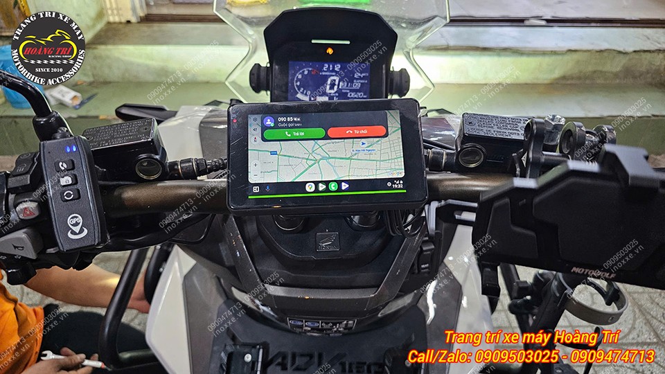 Màn hình ELook 5 inch camera hành trình và dẫn đường
